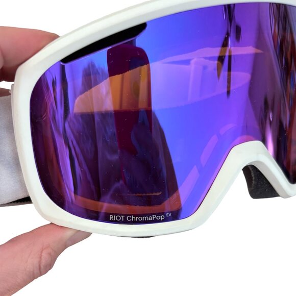 Smith Riot Chromapop Goggles, Everyday Violet Lens/White Shibori Dye Strap - Picture 3 of 5